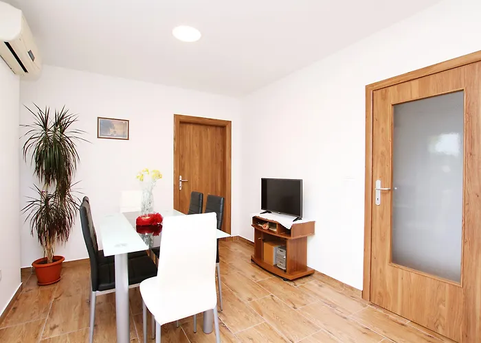 Anica Apartman