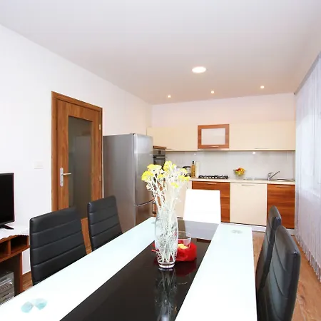 Anica Lejlighed Trogir