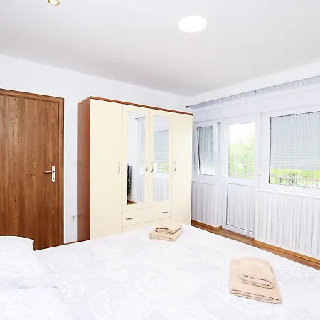 Apartment Anica Trogir