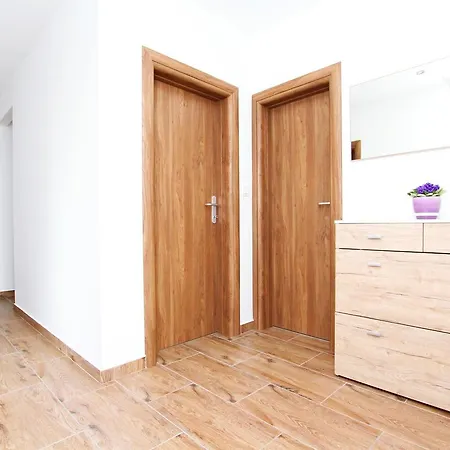 Anica Apartment