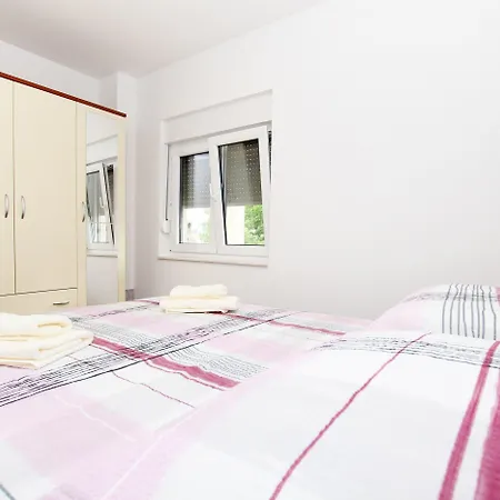 Apartman Anica *