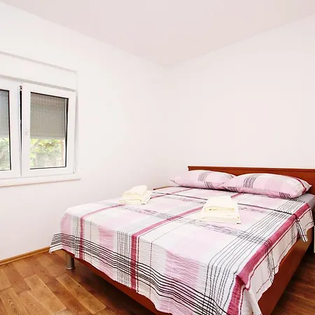 Anica Apartman Trogir